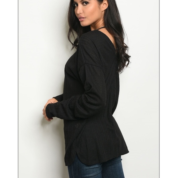 🌴BLACK TOP🌴 - Picture 2 of 2